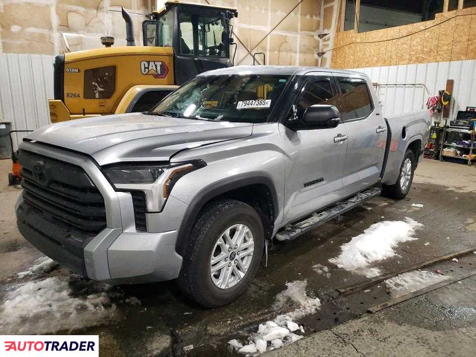 Toyota Tundra 2023 3