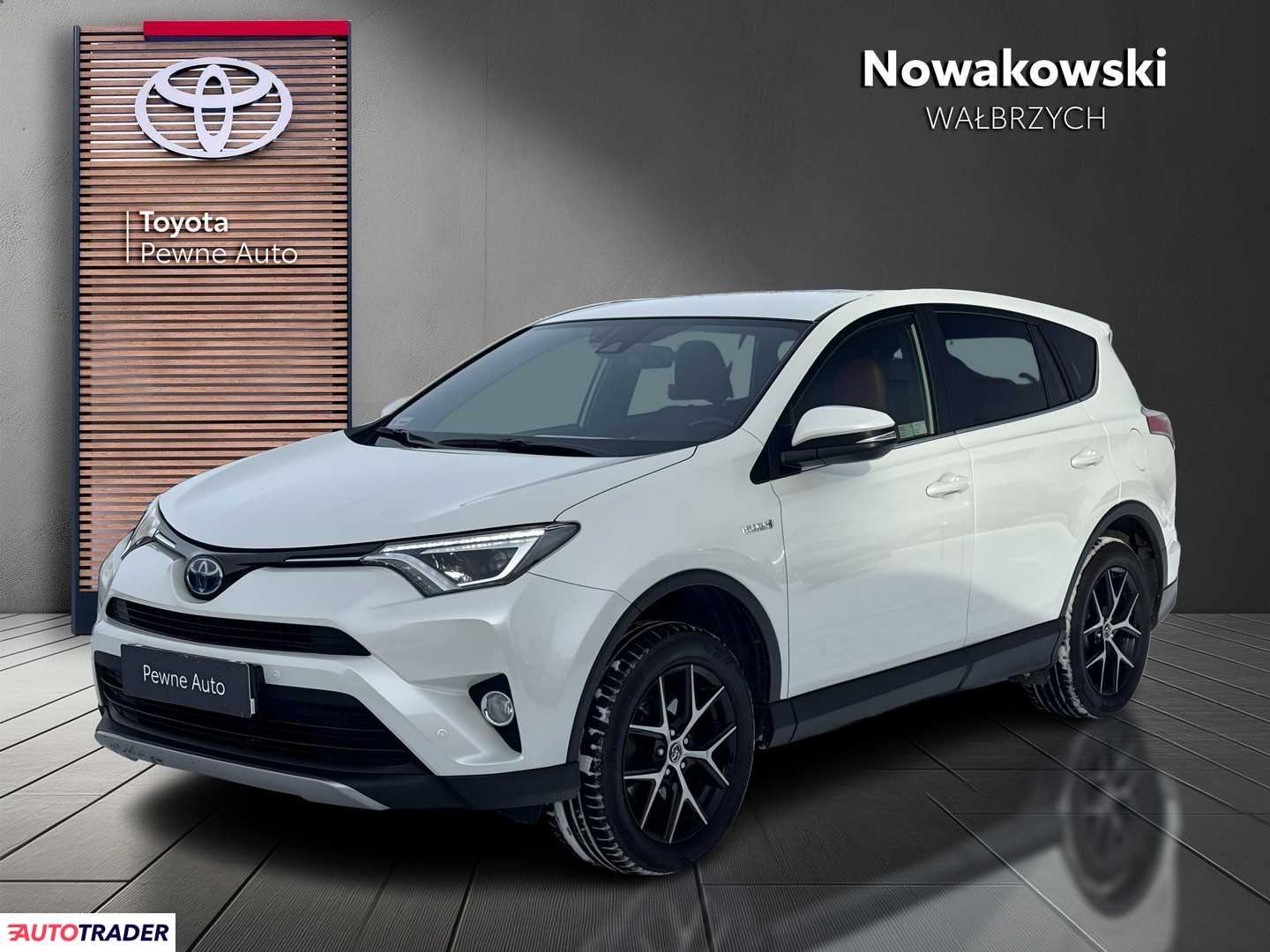 Toyota RAV 4 2017 2.5 197 KM