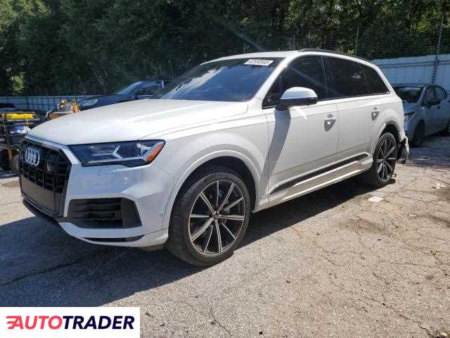 Audi Q7 2021 3