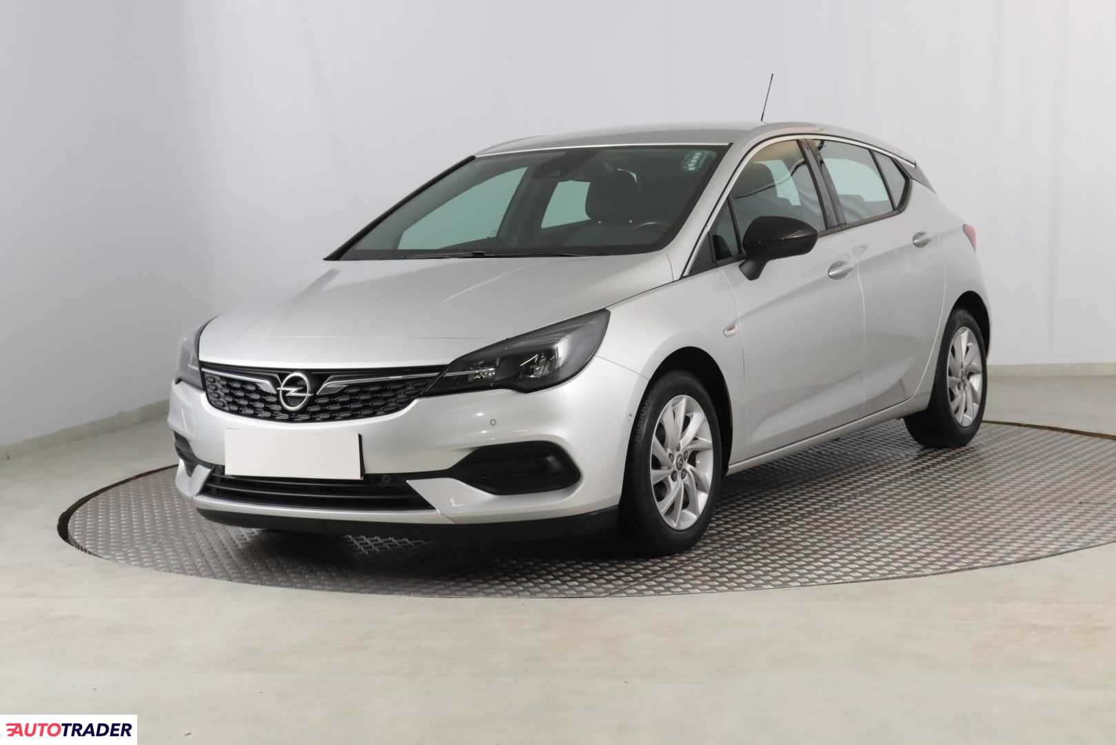 Opel Astra 2021 1.2 143 KM