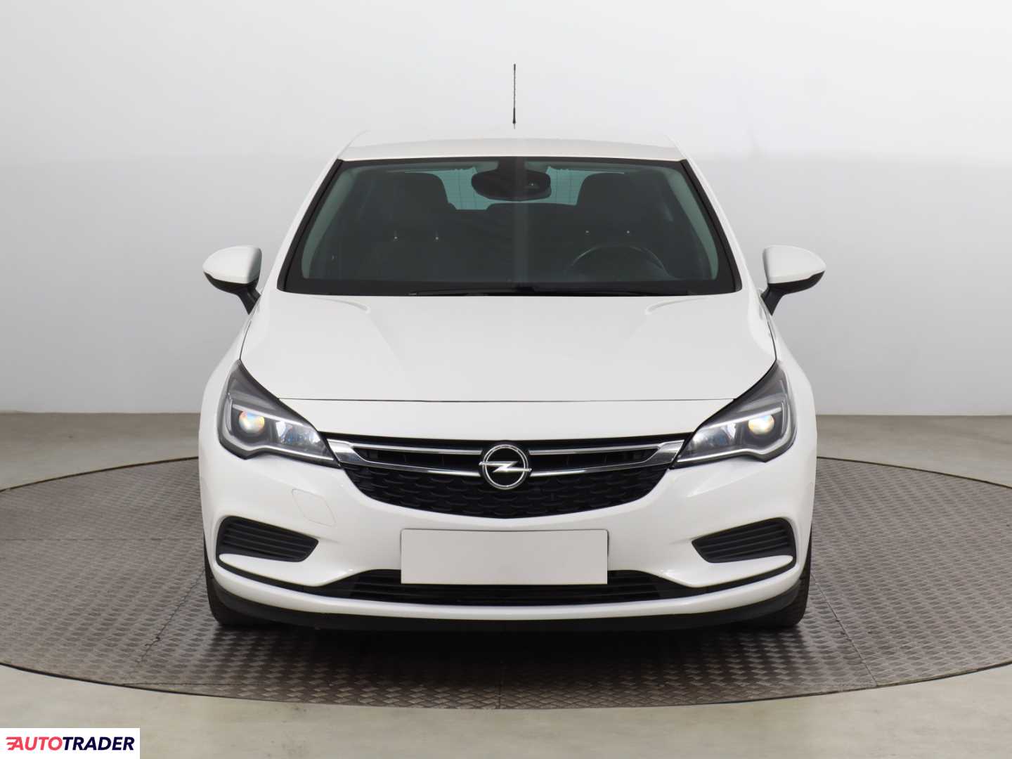 Opel Astra 2016 1.0 103 KM