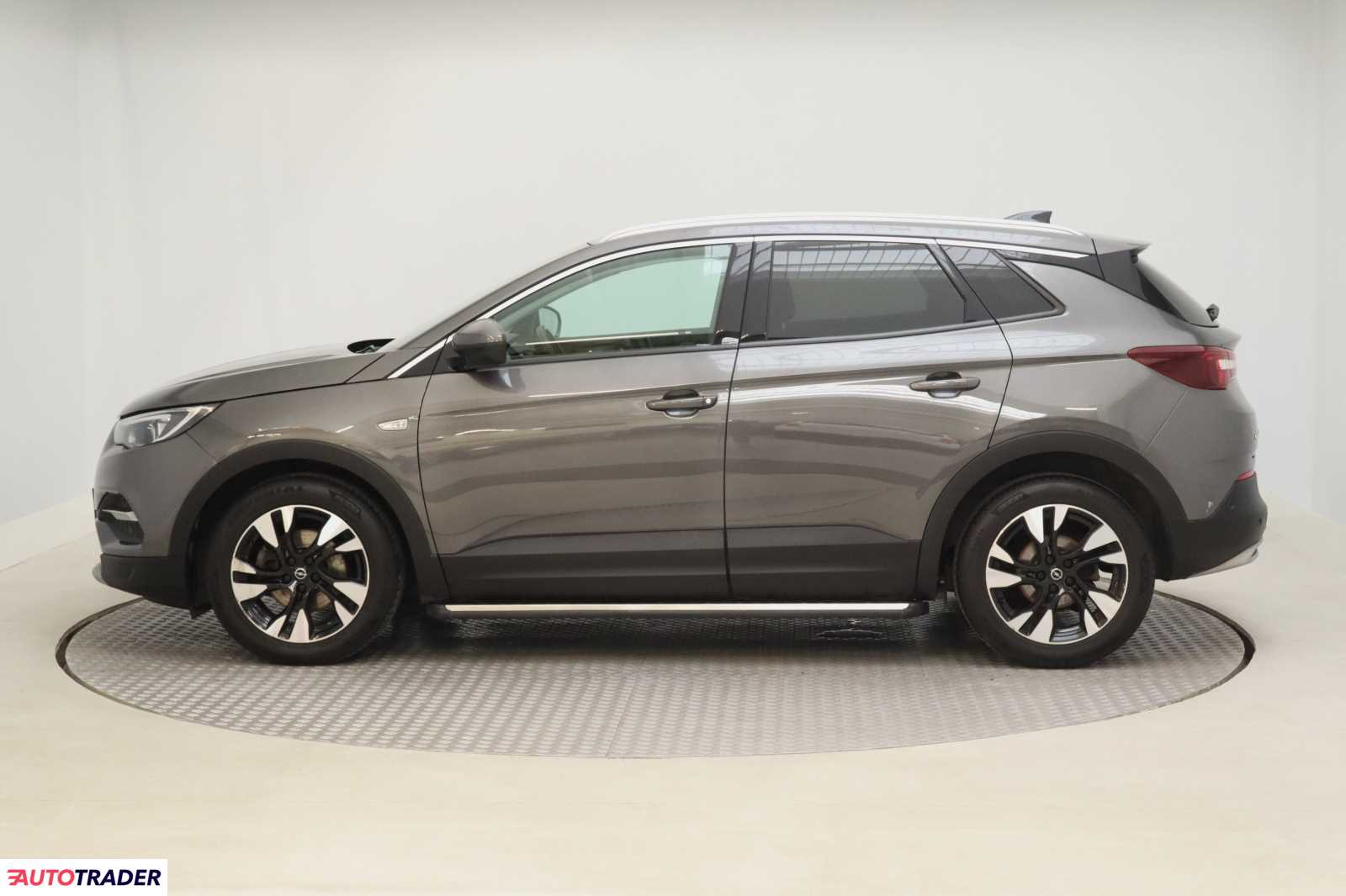 Opel Grandland 2019 1.2 128 KM