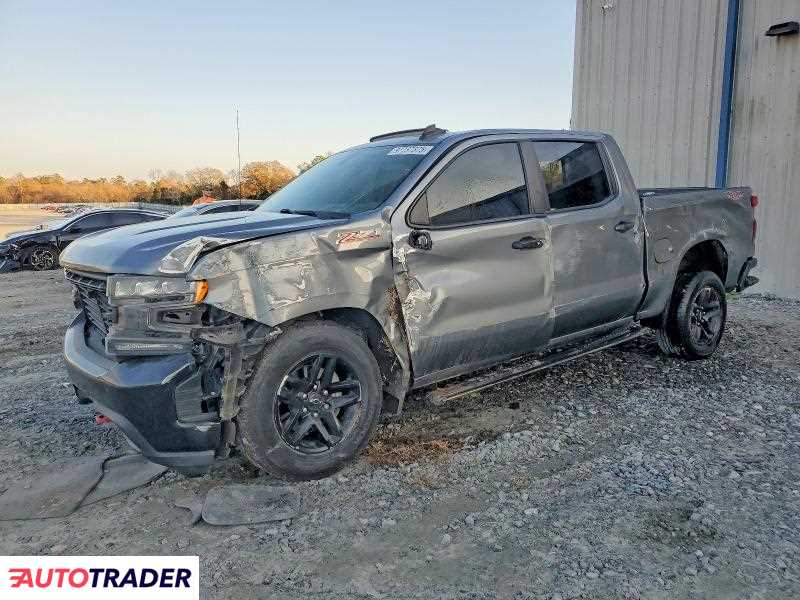 Chevrolet Silverado 2022 5