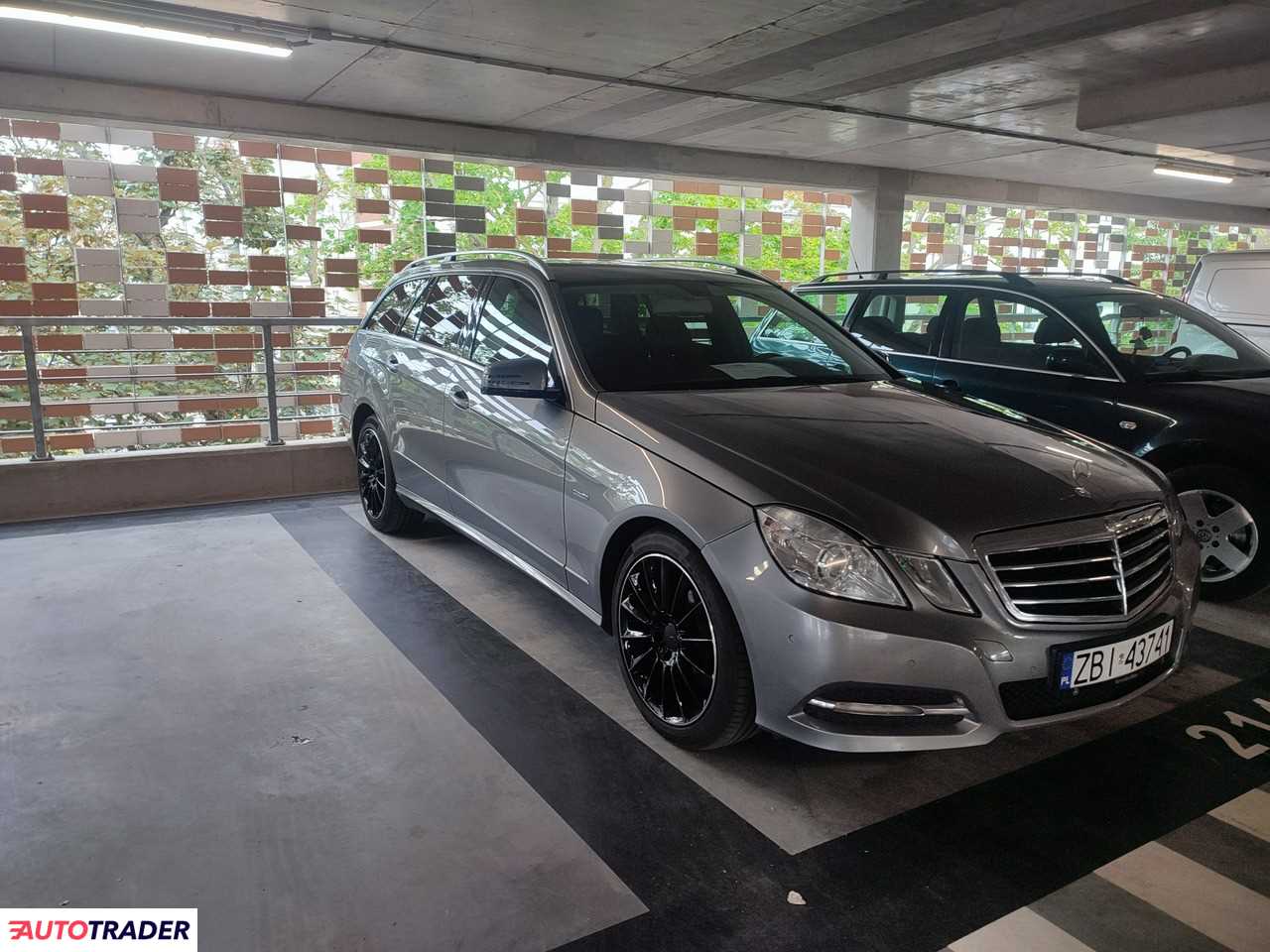 Mercedes E-klasa 2012 2.1 180 KM