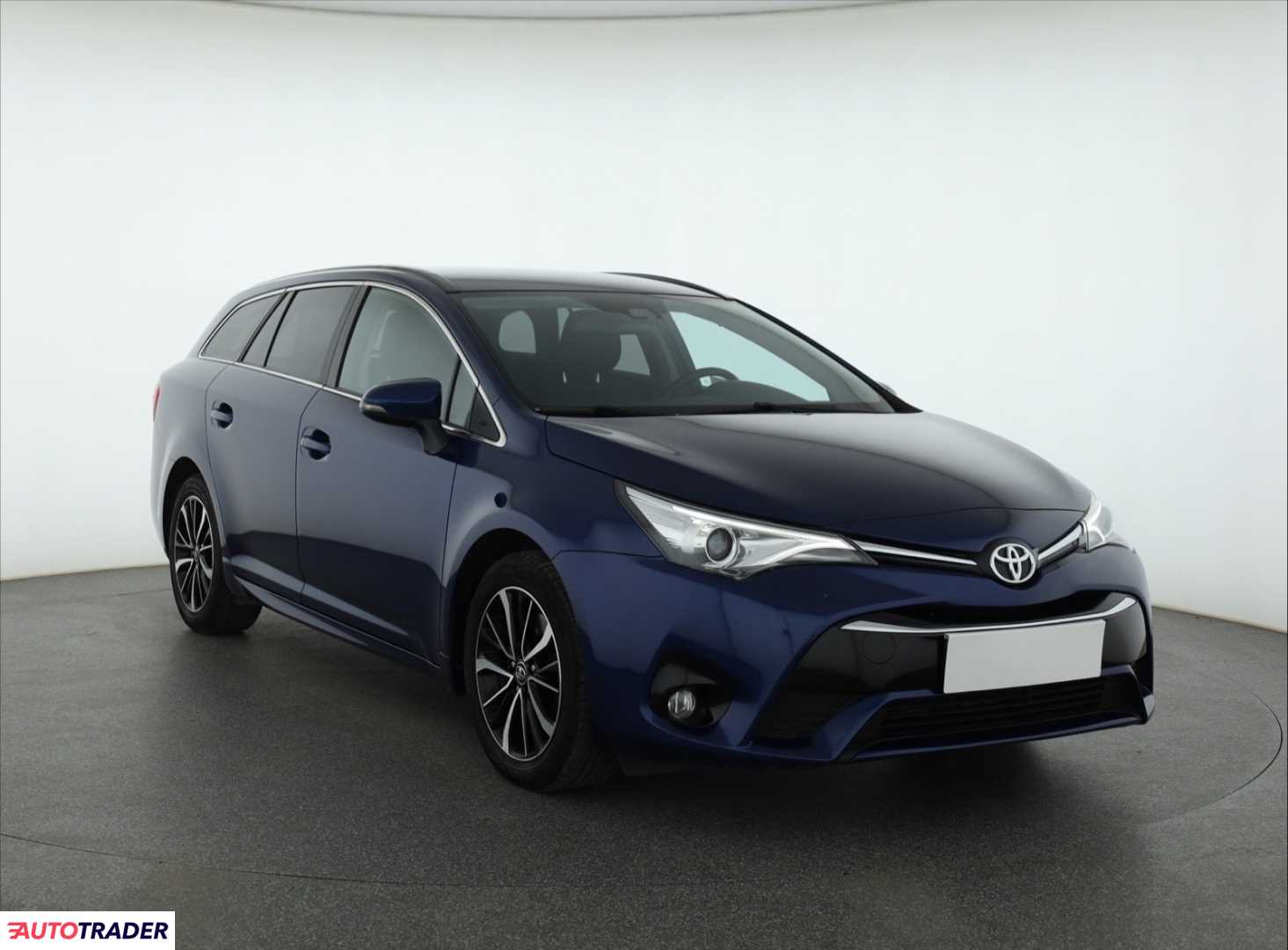 Toyota Avensis 2018 2.0 140 KM Toyota Avensis 2018 2.0 140 KM
