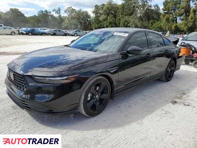 Honda Accord 2.0 hybrydowy 2024r. (OCALA)