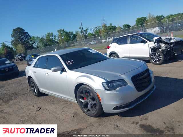 Chrysler 300C 2021 3