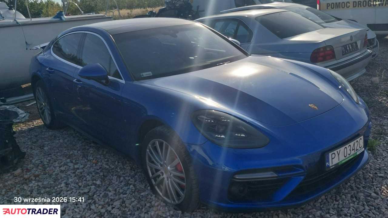 Porsche Panamera