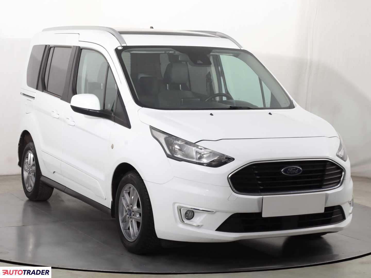 Ford Tourneo 2021 1.5