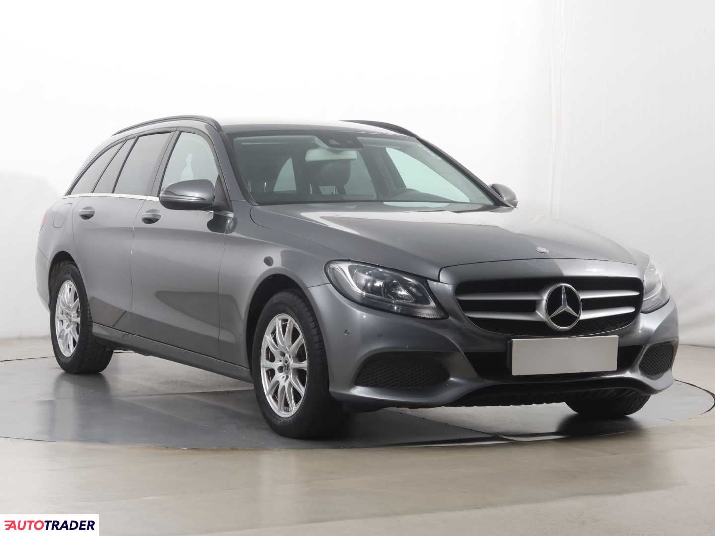 Mercedes C-klasa 2017 1.6 113 KM