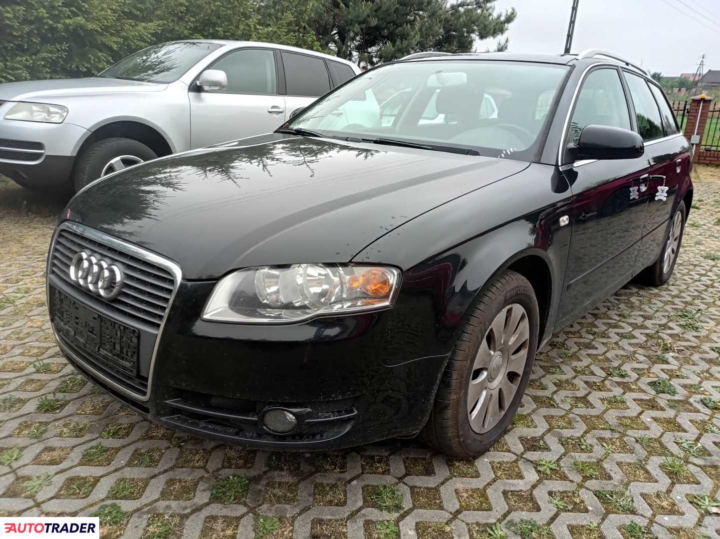 Audi A4 2007 2.7 180 KM
