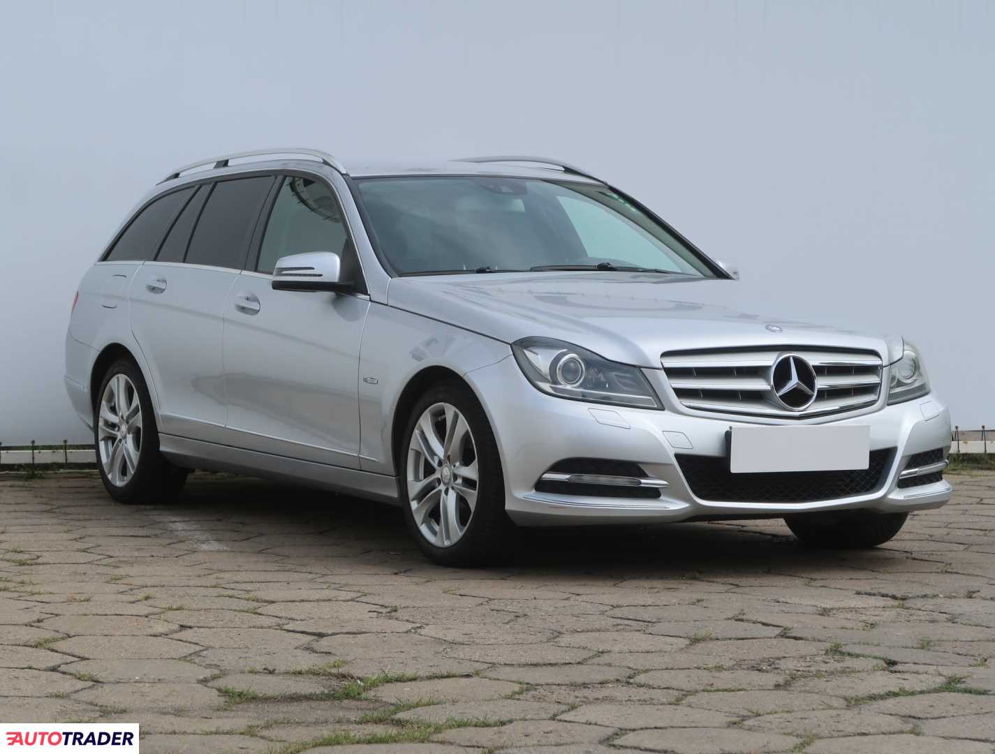 Mercedes C-klasa 2011 1.8 154 KM