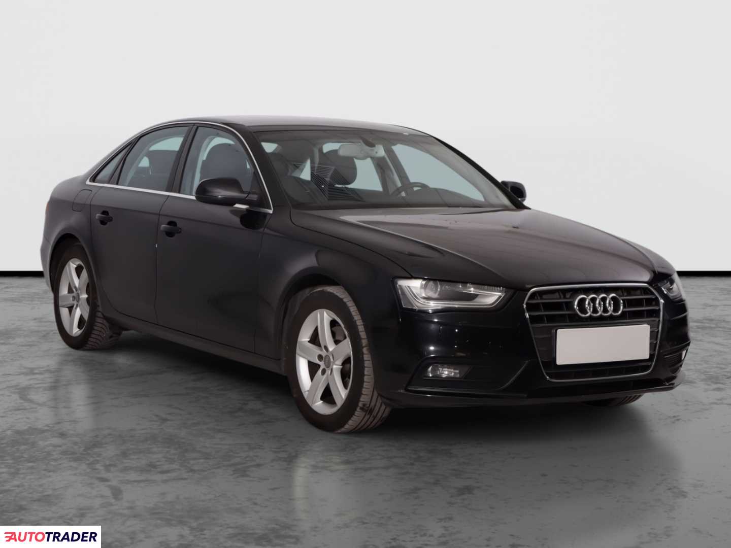 Audi A4 2012 2.0 174 KM