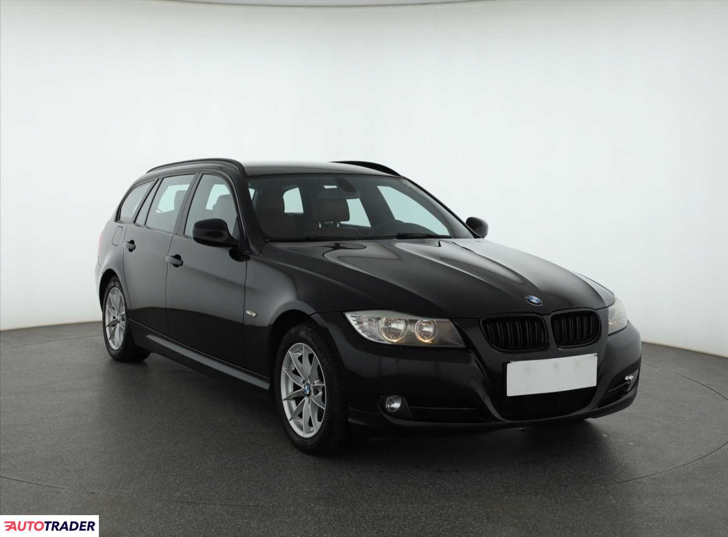 BMW 318 2011 2.0 140 KM BMW 318 2011 2.0 140 KM
