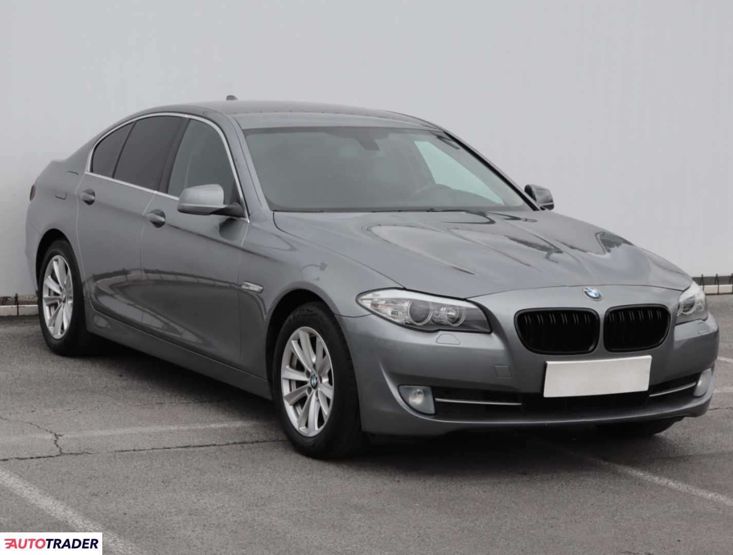 BMW 520 2012 2.0 181 KM
