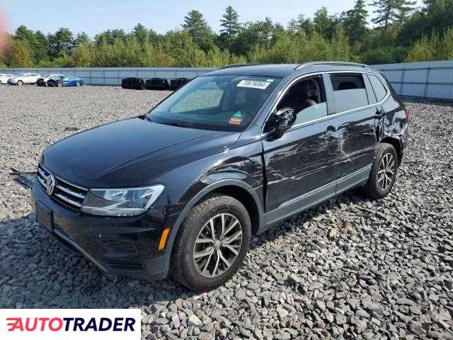 Volkswagen Tiguan 2.0 benzyna 2020r. (WINDHAM)