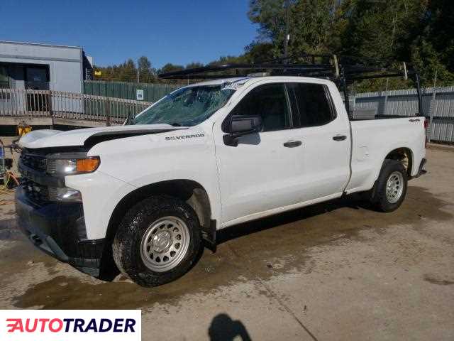 Chevrolet Silverado 5.0 benzyna 2019r. (SPARTANBURG)