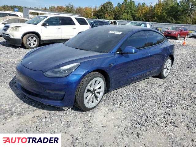 Tesla Model 3 2022