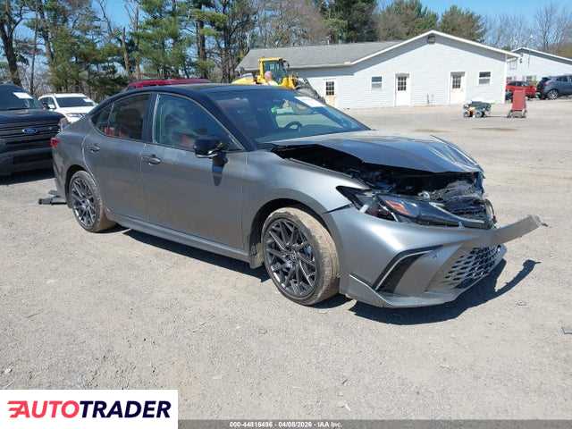 Toyota Camry 2025 2