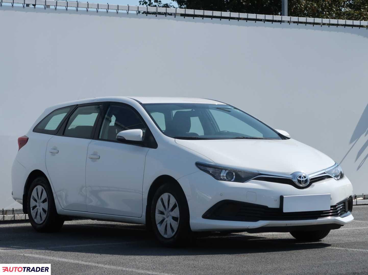 Toyota Auris 2018 1.6 130 KM Toyota Auris 2018 1.6 130 KM