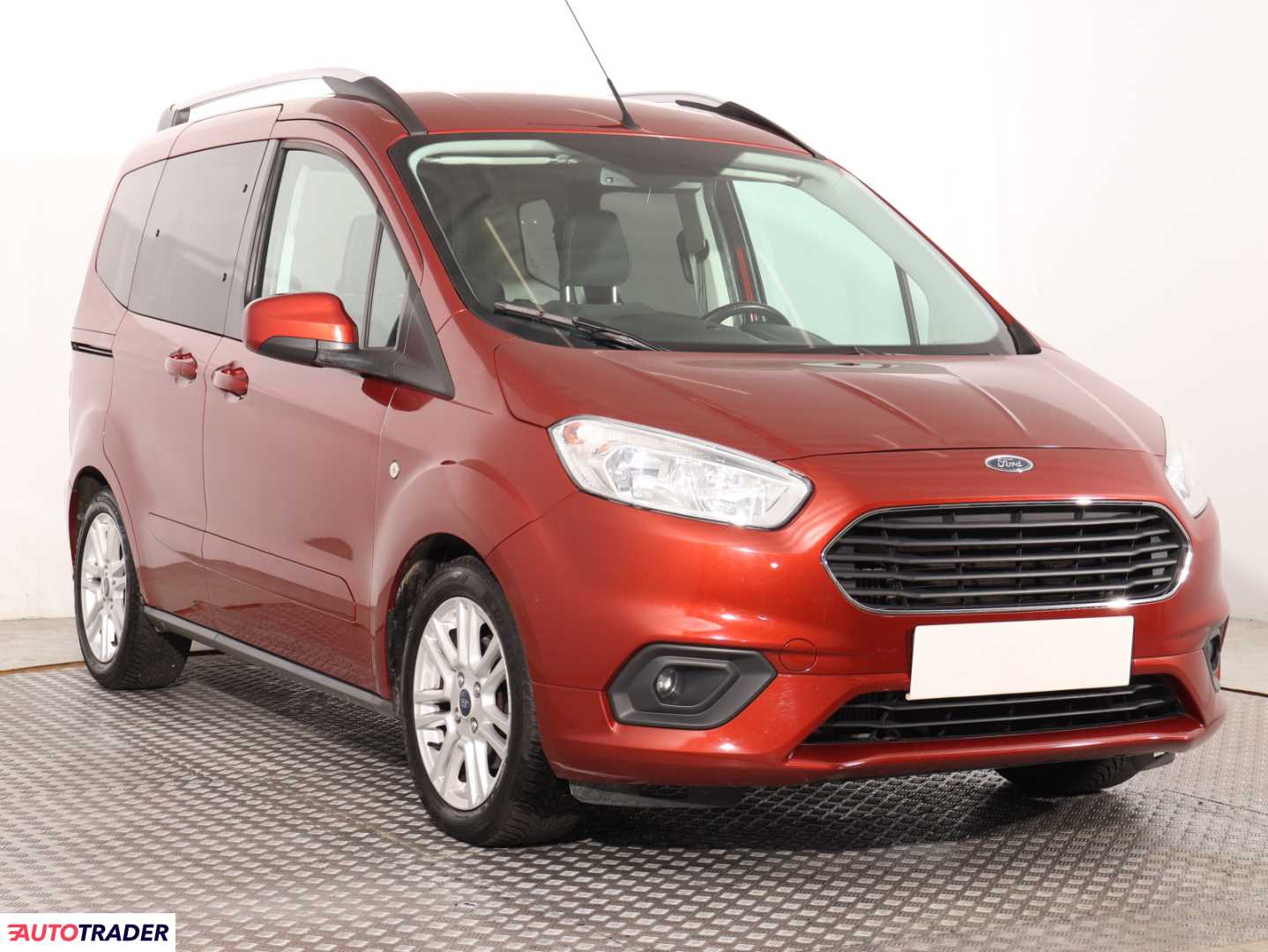 Ford Tourneo 2018 1.0