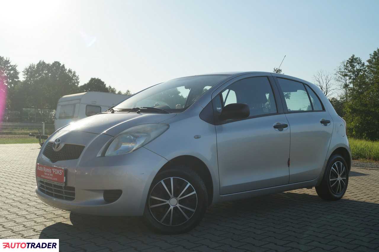 Toyota Yaris 2006 1.0 69 KM