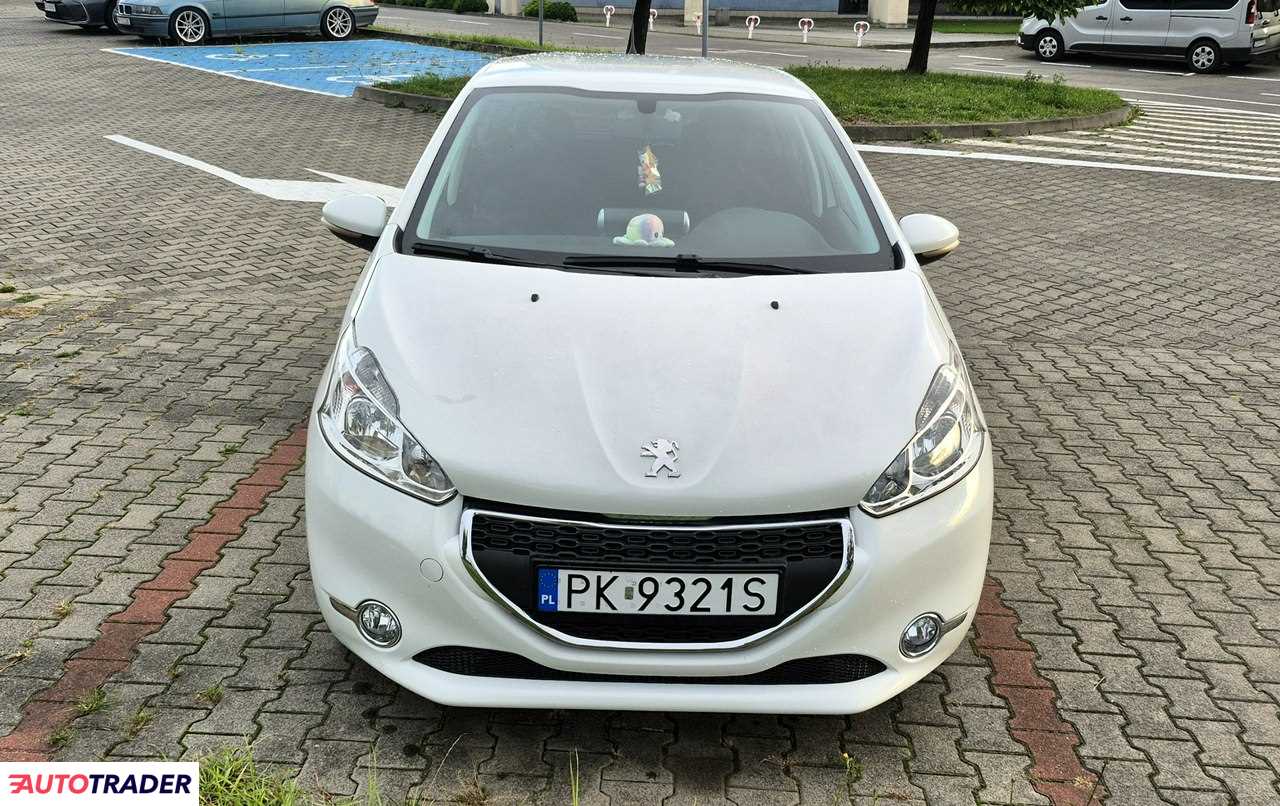 Peugeot 208 2014 1.2 82 KM Peugeot 208 2014 1.2 82 KM