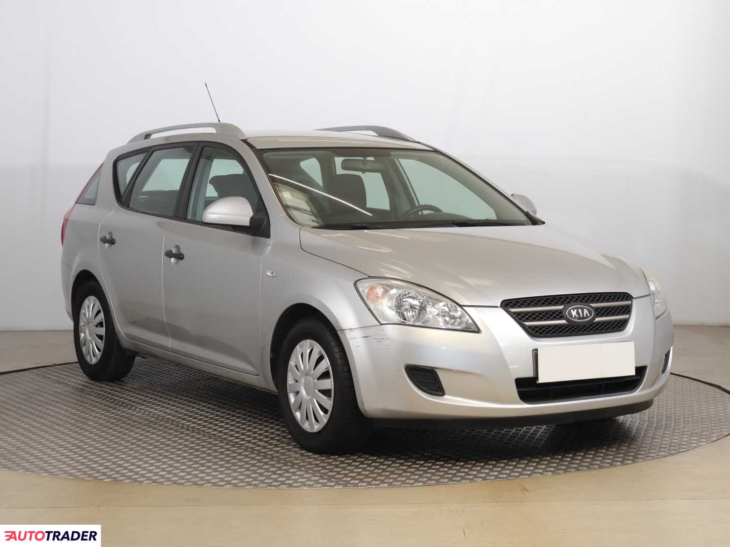 Kia Ceed 2009 1.4 107 KM