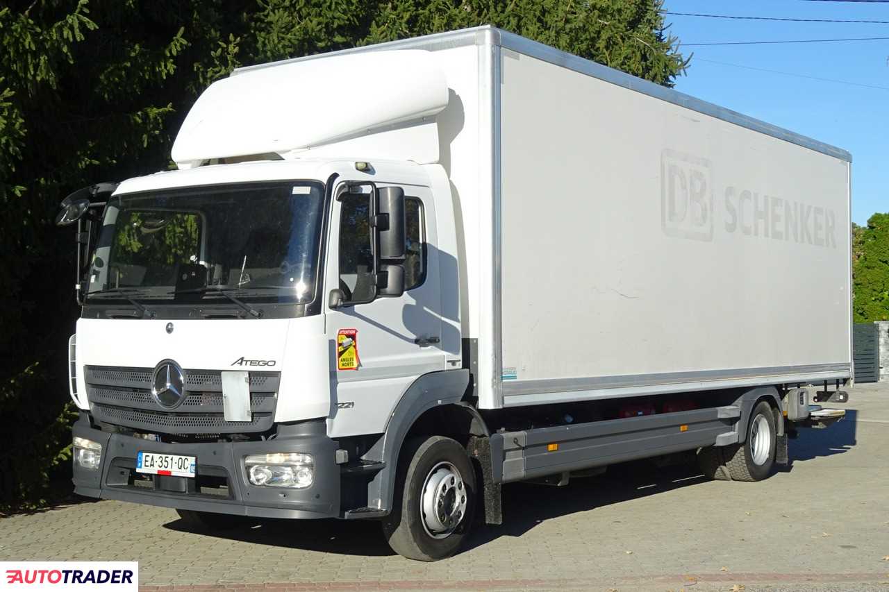 Mercedes 2019