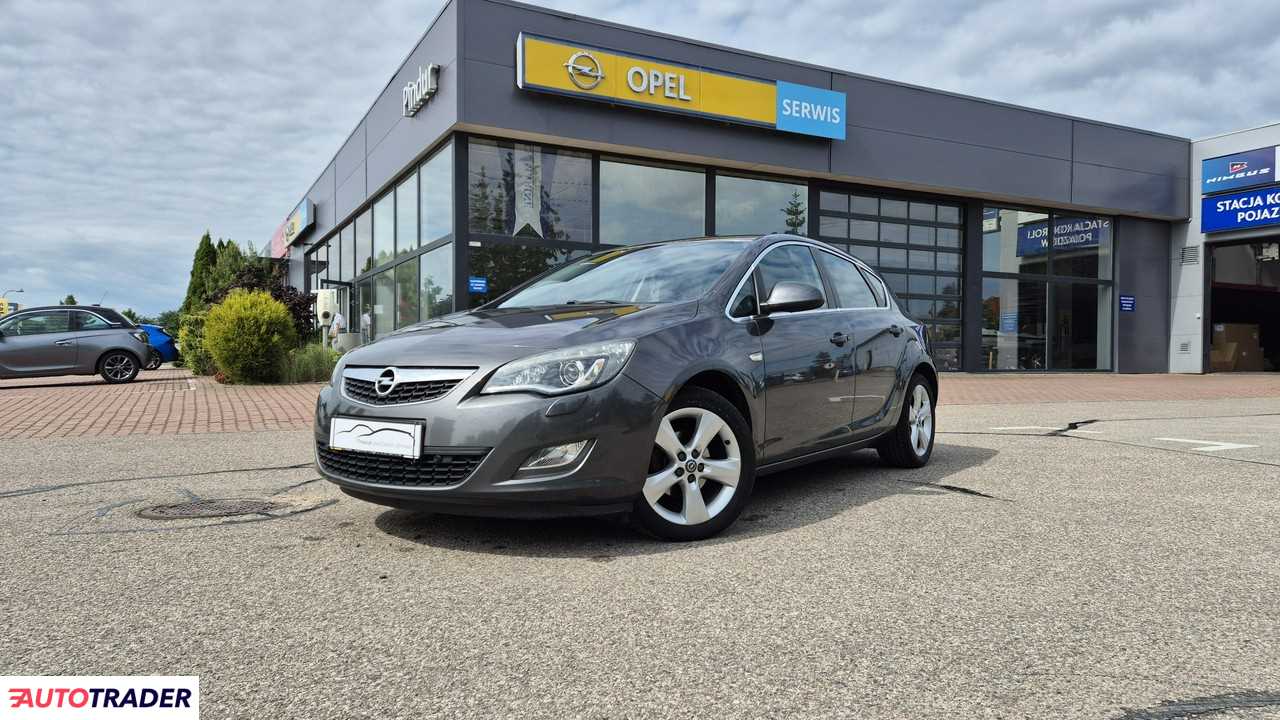 Opel Astra 2010 1.6 116 KM Opel Astra 2010 1.6 116 KM