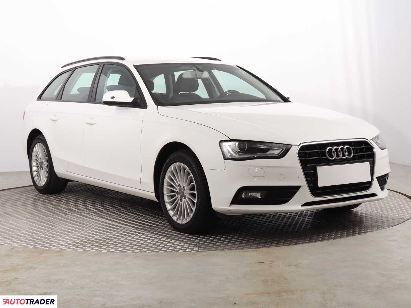 Audi A4 2014 2.0 147 KM