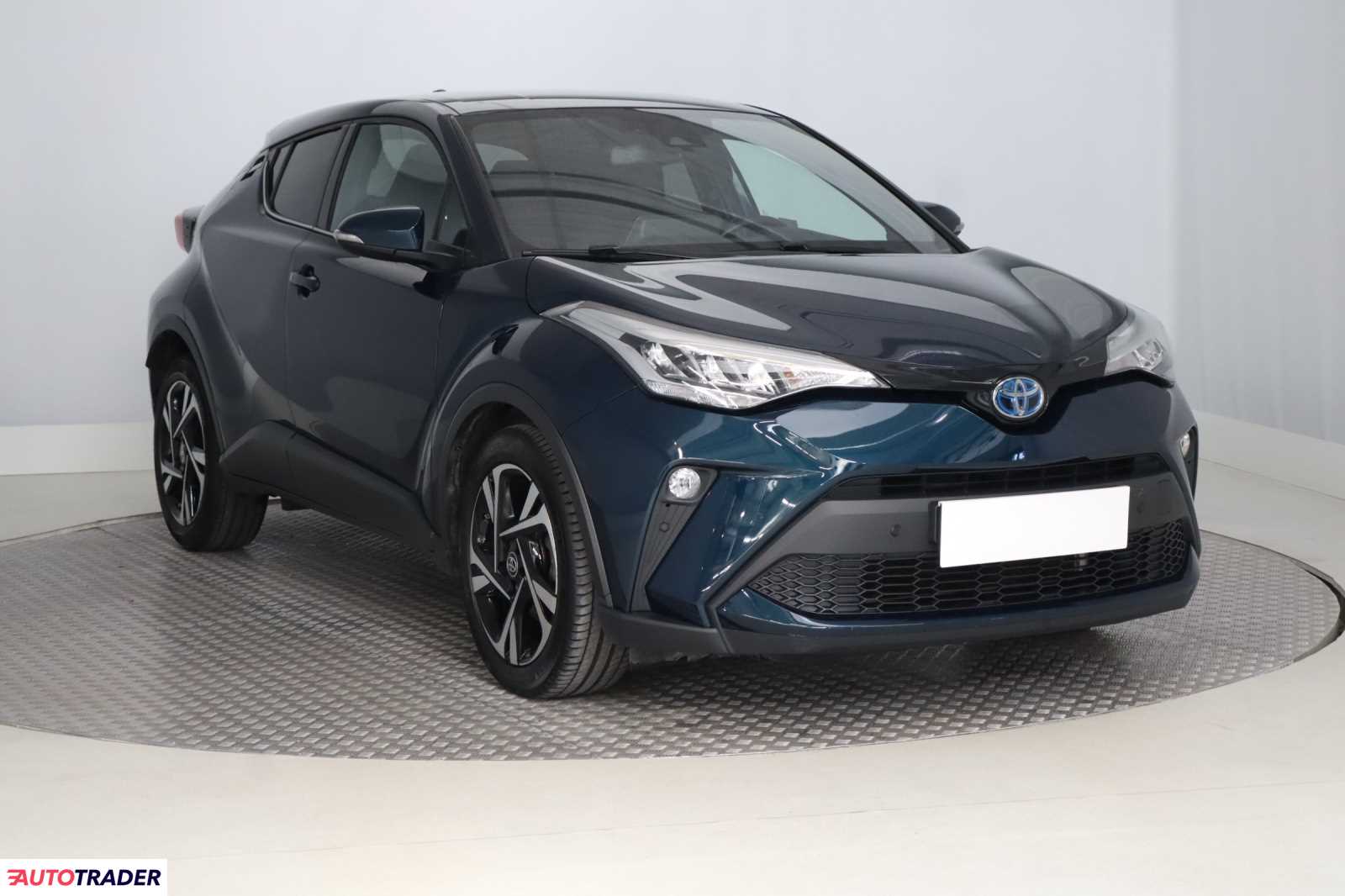 Toyota C-HR 2023 1.8 120 KM