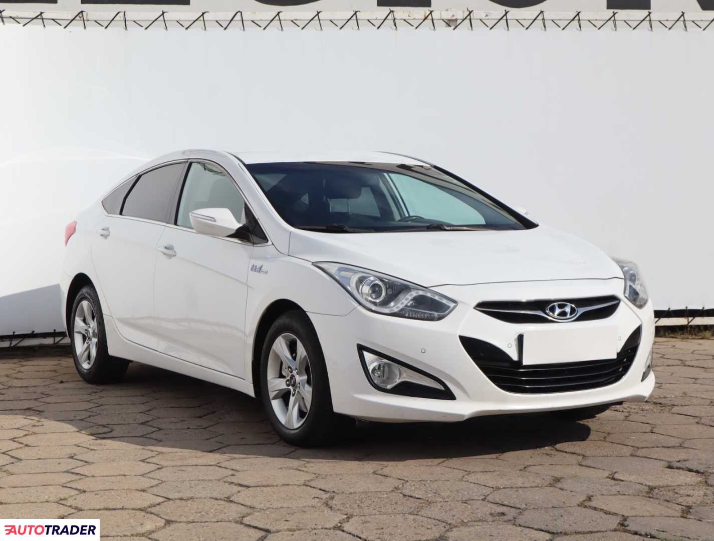 Hyundai i40 2014 1.7 113 KM Hyundai i40 2014 1.7 113 KM