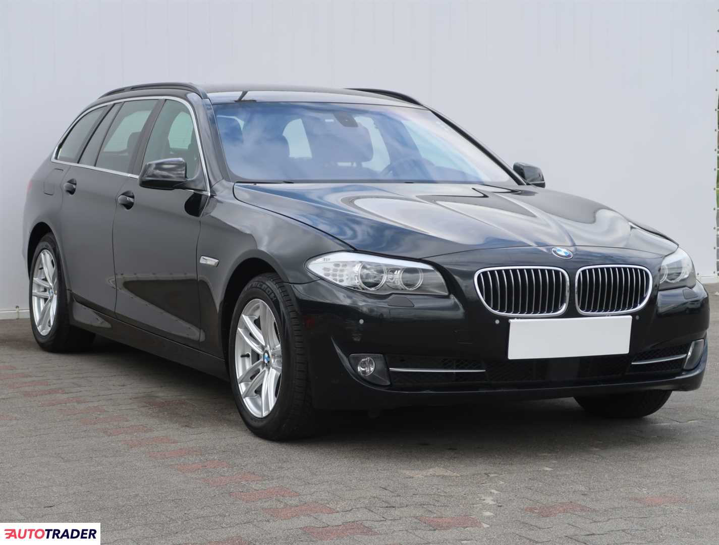 BMW 520 2011 2.0 181 KM