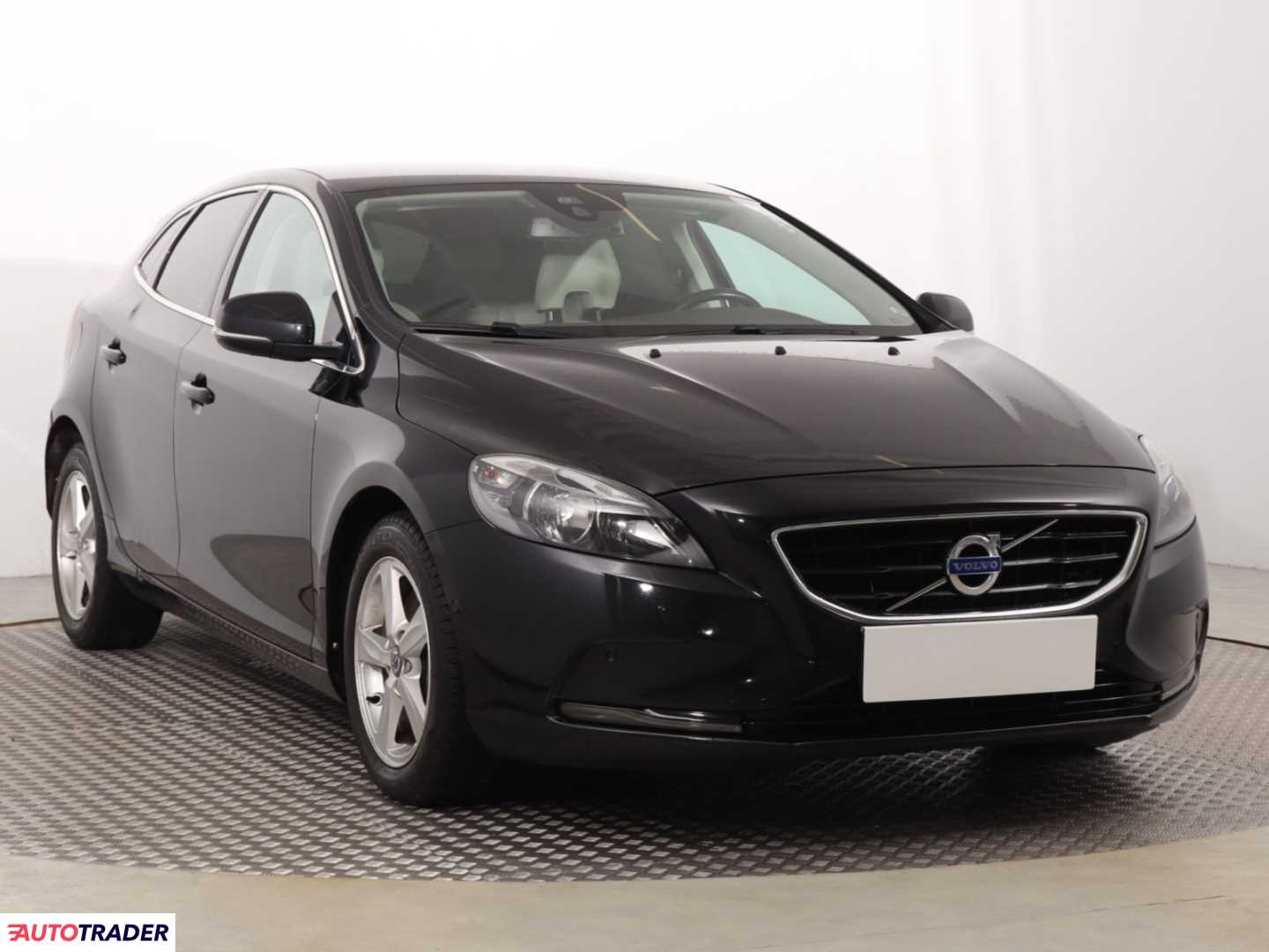 Volvo V40 2014 2.0 187 KM Volvo V40 2014 2.0 187 KM