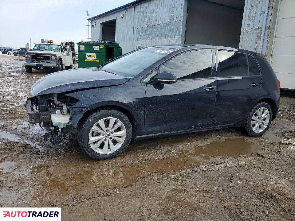 Volkswagen Golf 2021 1