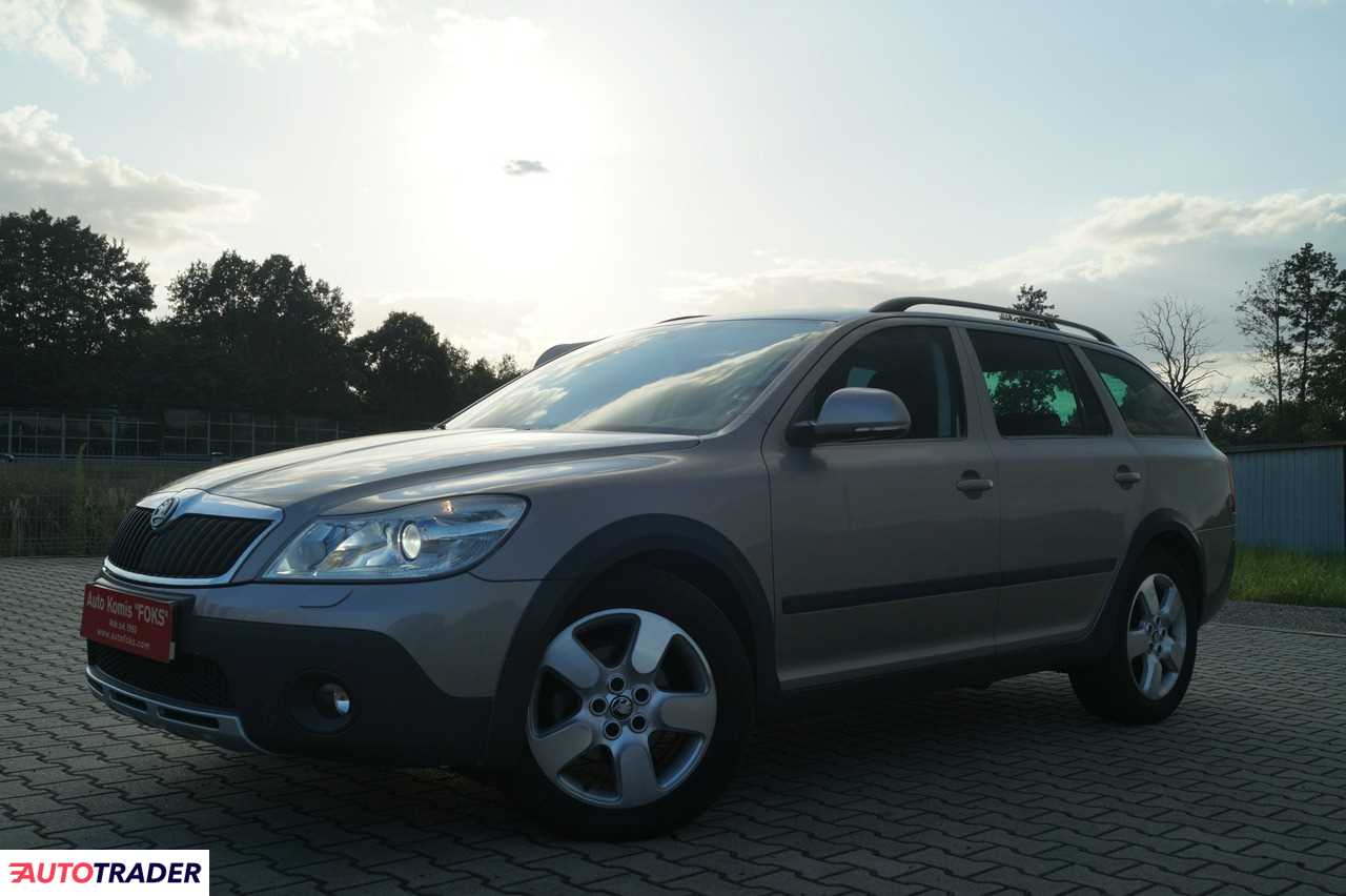 Skoda Octavia 2009 2.0 140 KM