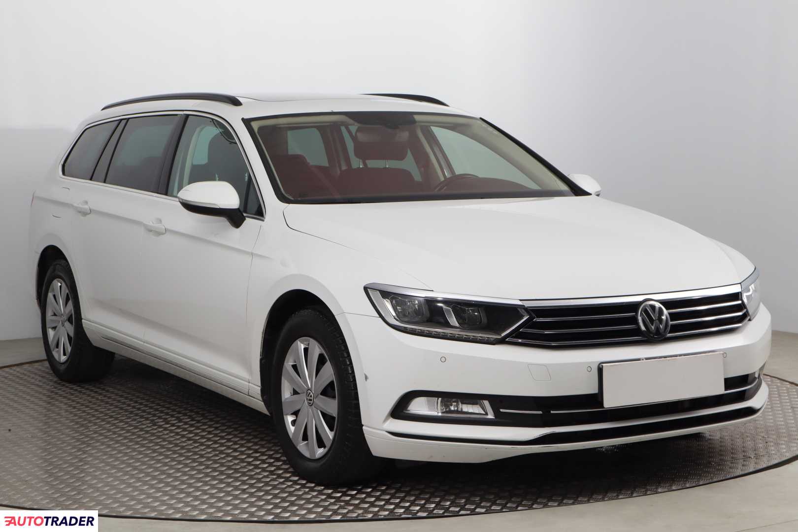 Volkswagen Passat 1.6 118 KM 2017r. (Piaseczno)