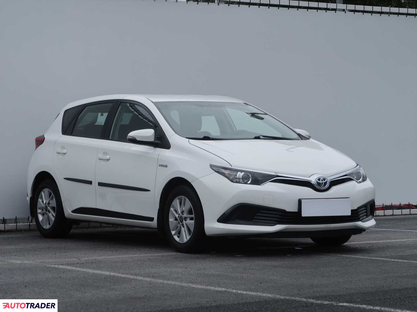 Toyota Auris 2017 1.8 134 KM Toyota Auris 2017 1.8 134 KM
