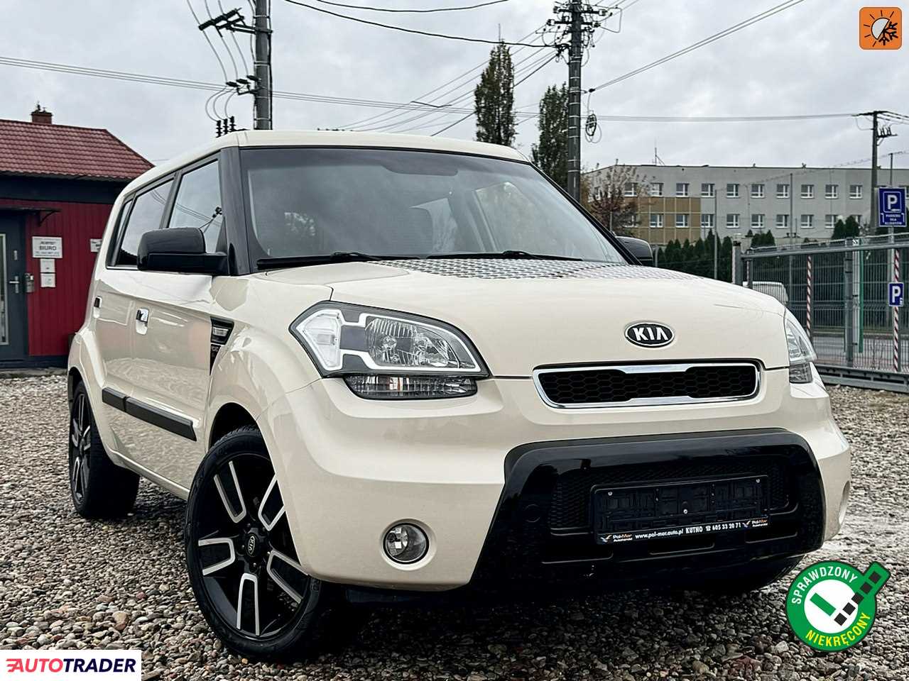 Kia Soul 2010 1.6 126 KM