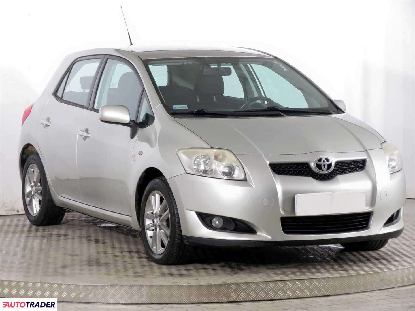 Toyota Auris 2008 1.6 122 KM