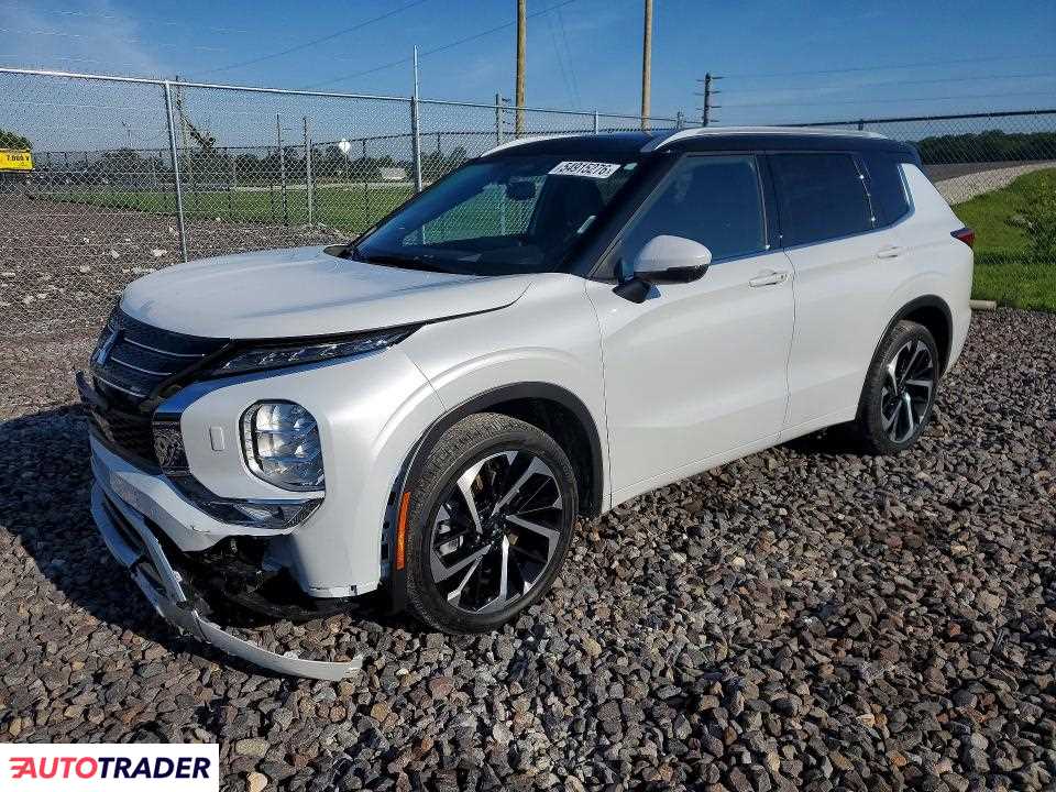 Mitsubishi Outlander 2024 2