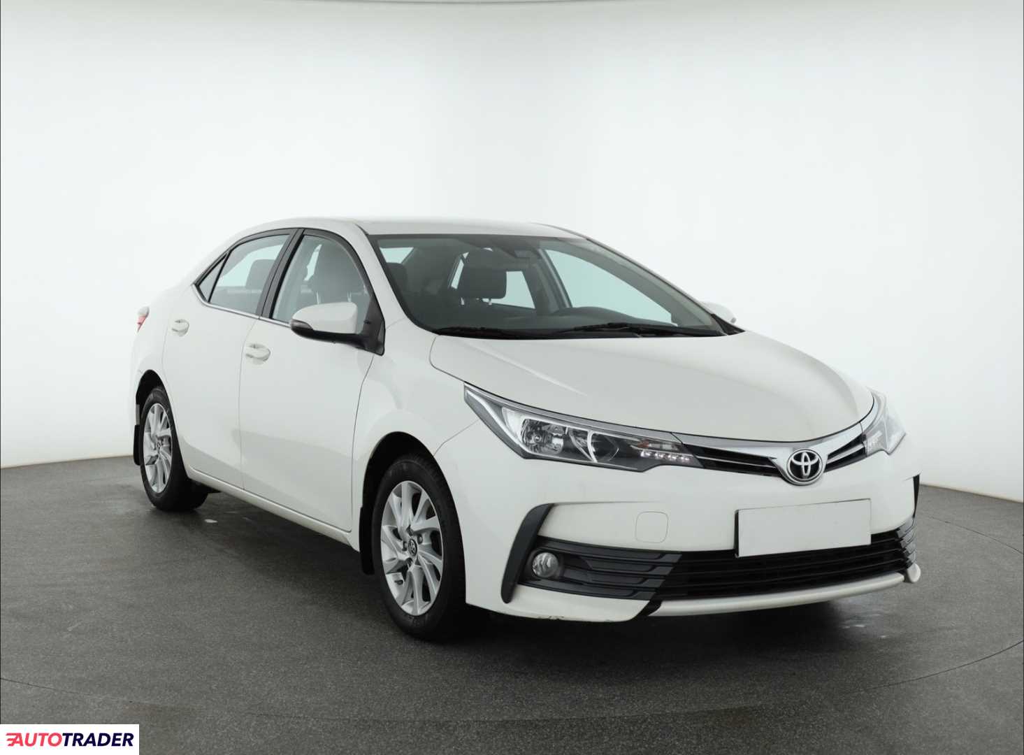 Toyota Corolla 1.6 130 KM 2018r. (Piaseczno)