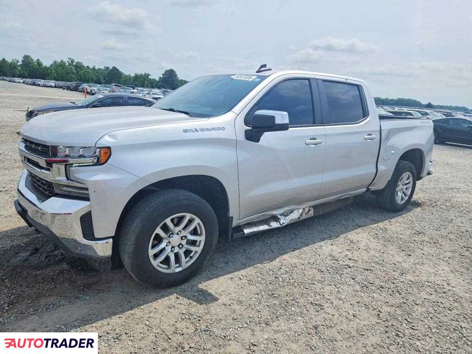 Chevrolet Silverado 2022 2