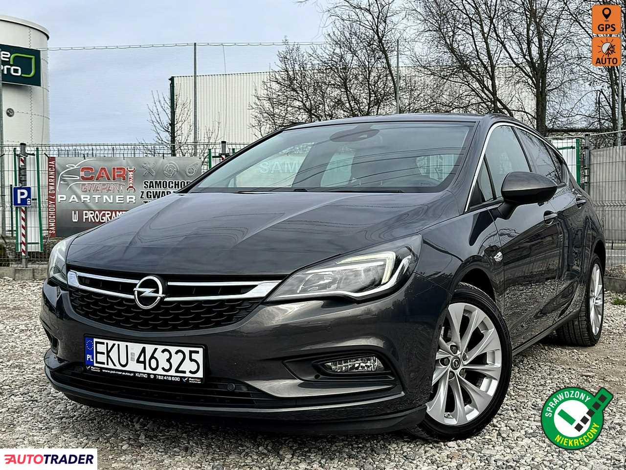 Opel Astra 2016 1.6 110 KM