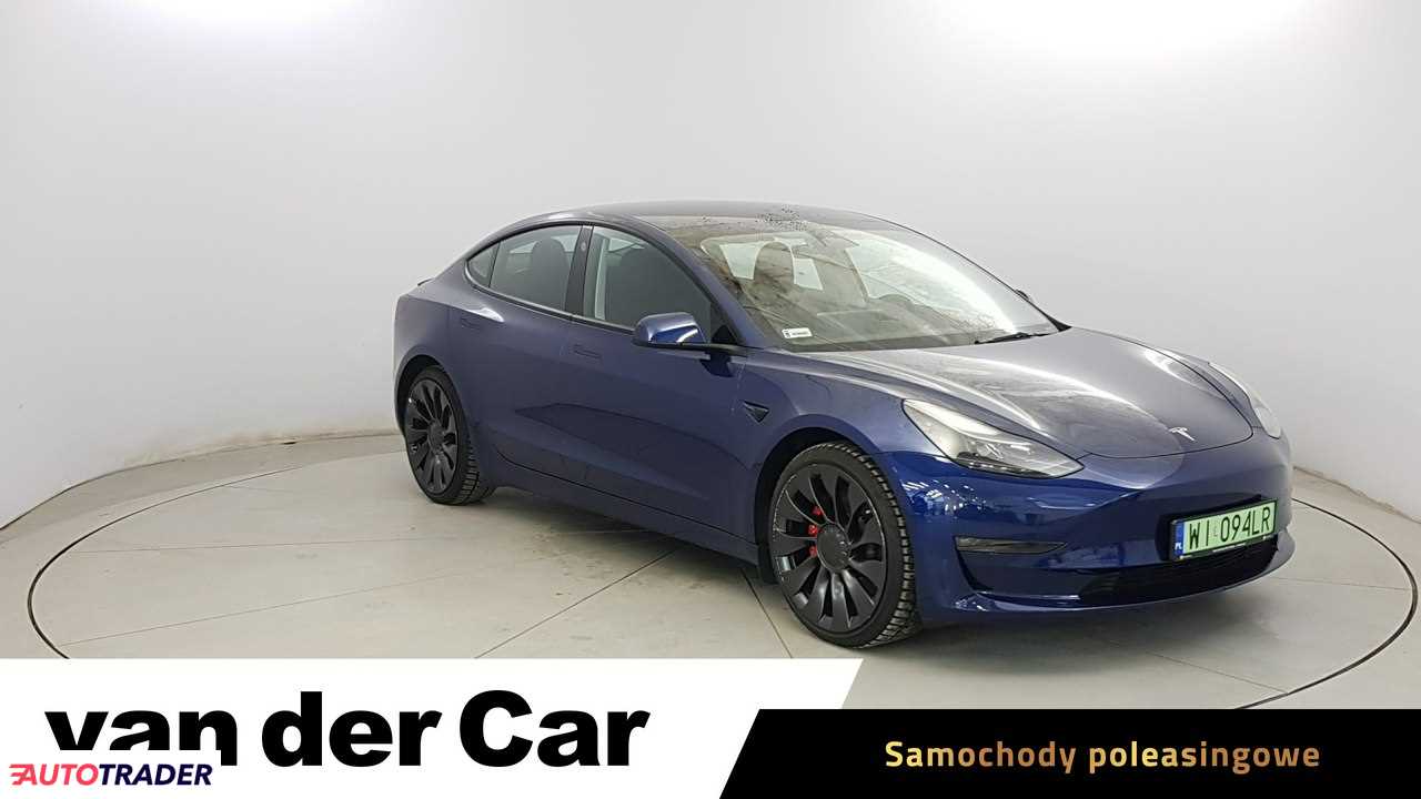 Tesla Model 3 2022 512 KM