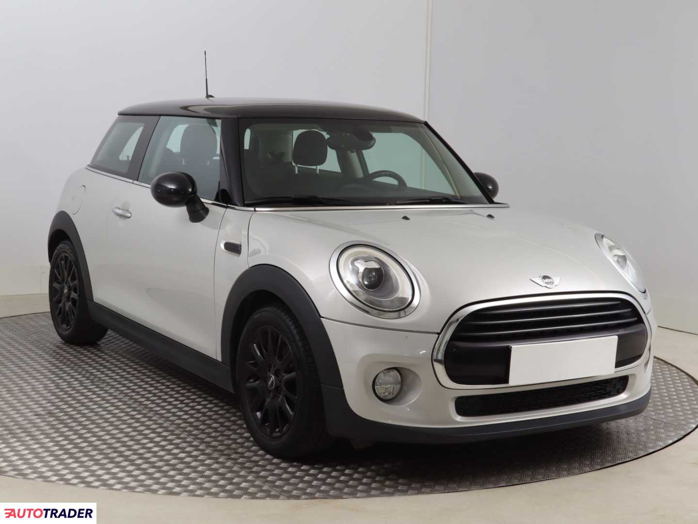 Mini Cooper 2018 1.5 134 KM
