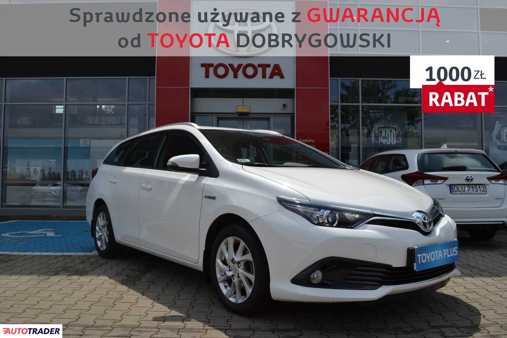 Toyota Auris 2017 1.8 136 KM