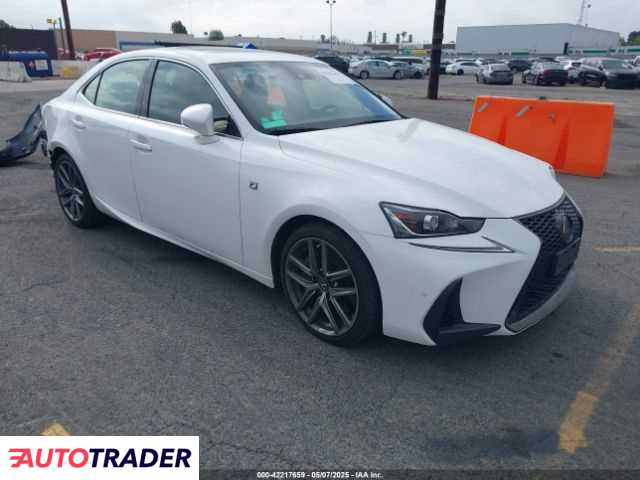 Lexus IS 2019 2 Lexus IS 2019 2