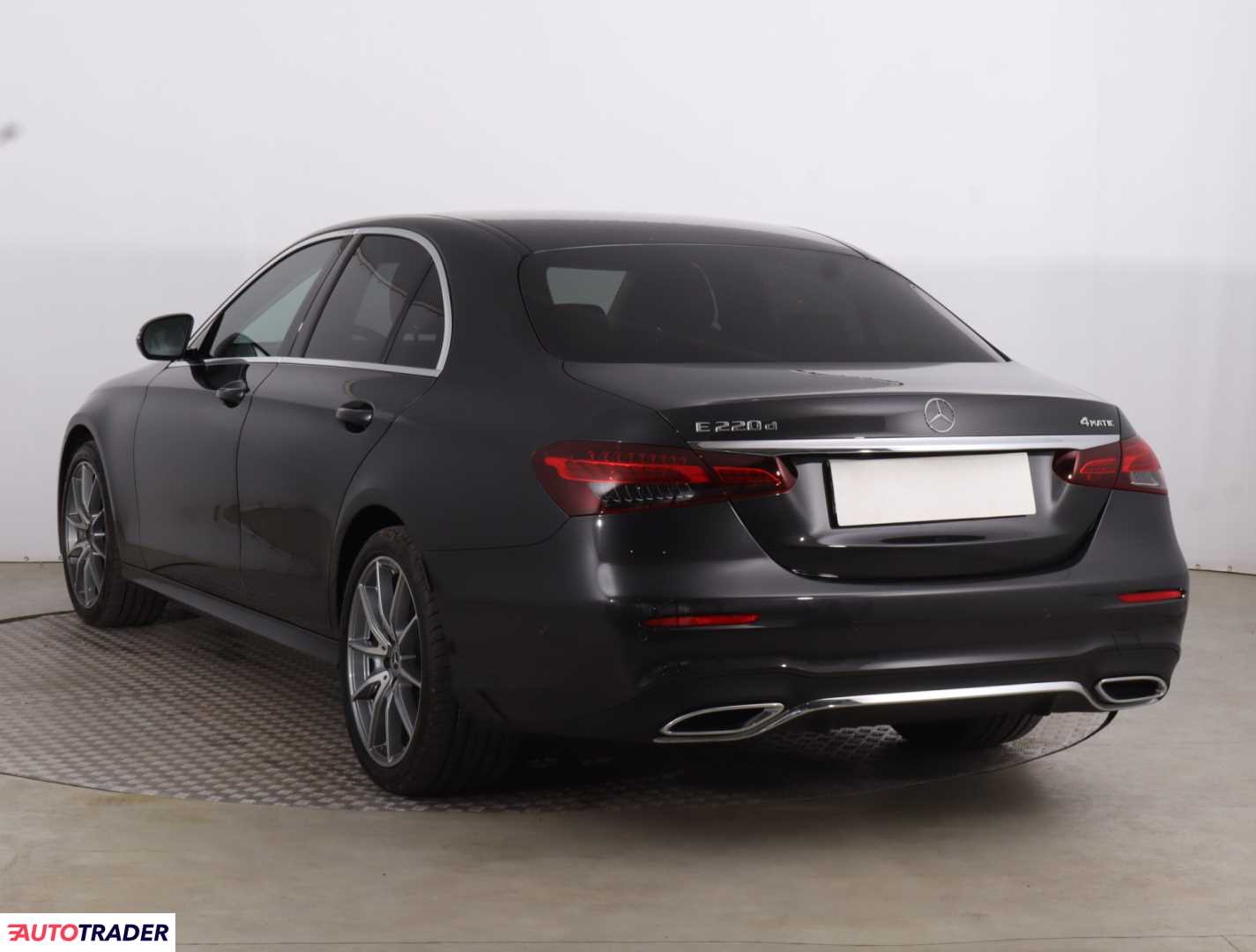 Mercedes E-klasa 2020 2.0 191 KM